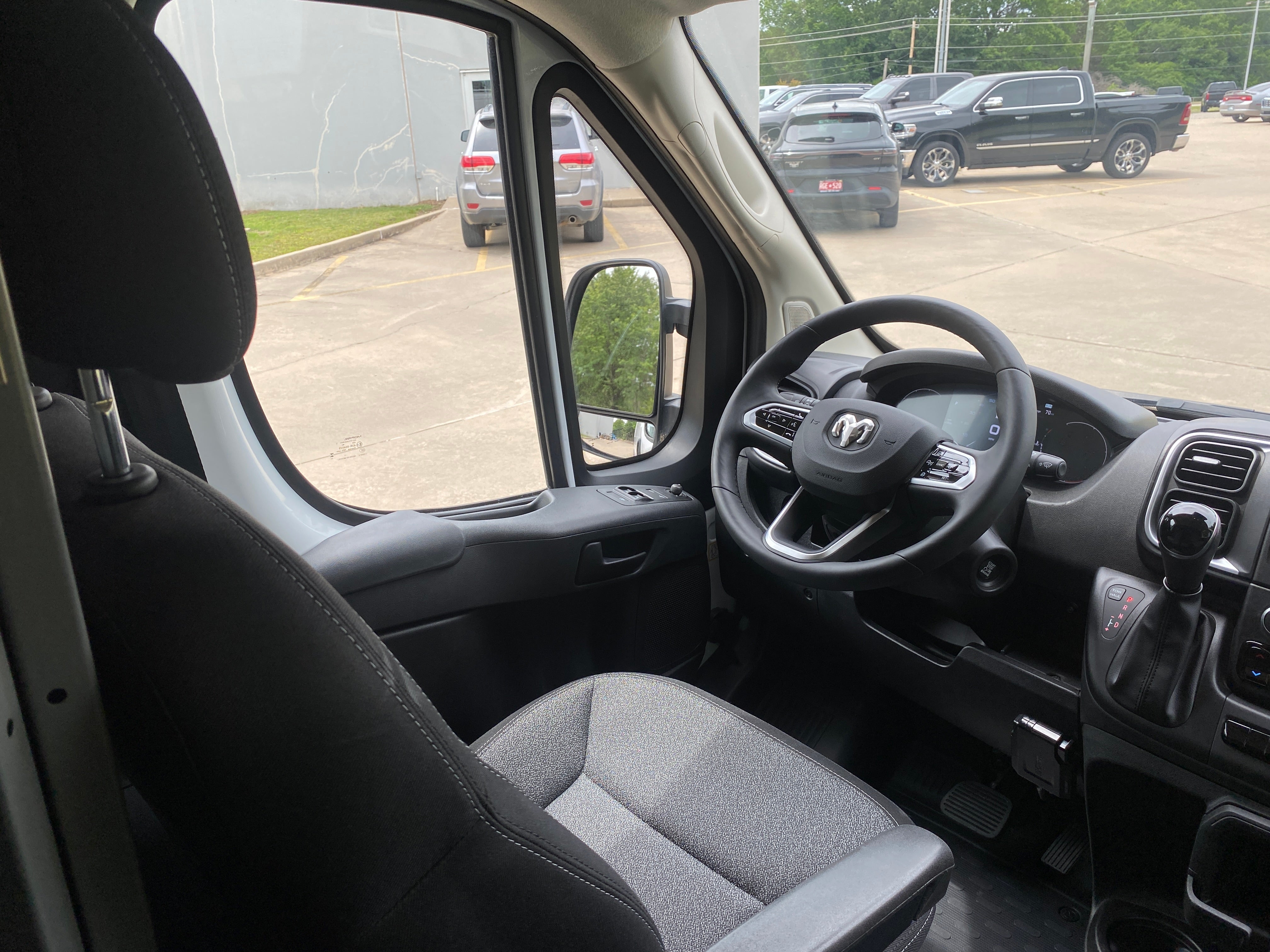2025 RAM ProMaster Cargo Van SLT