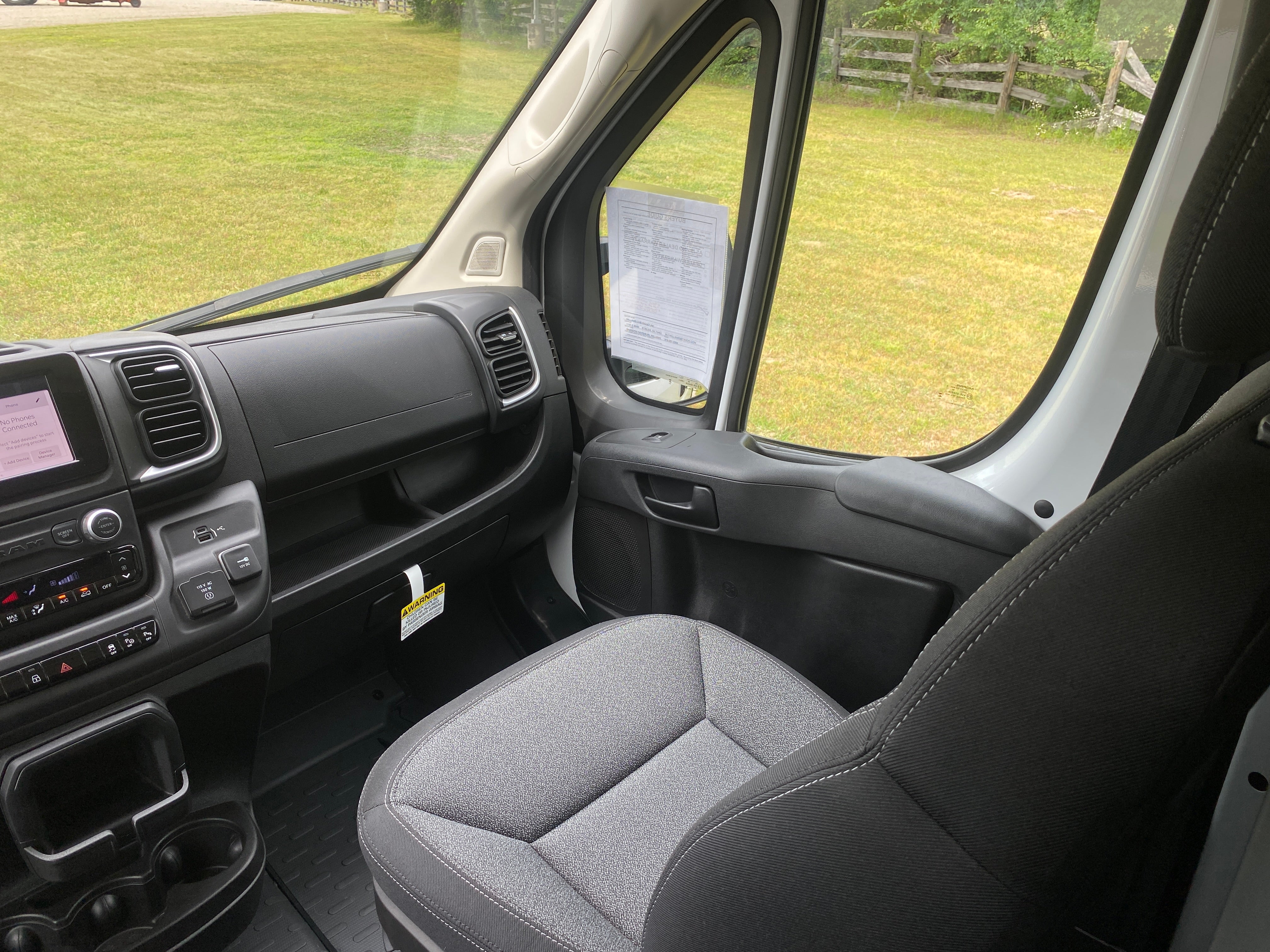 2025 RAM ProMaster Cargo Van SLT