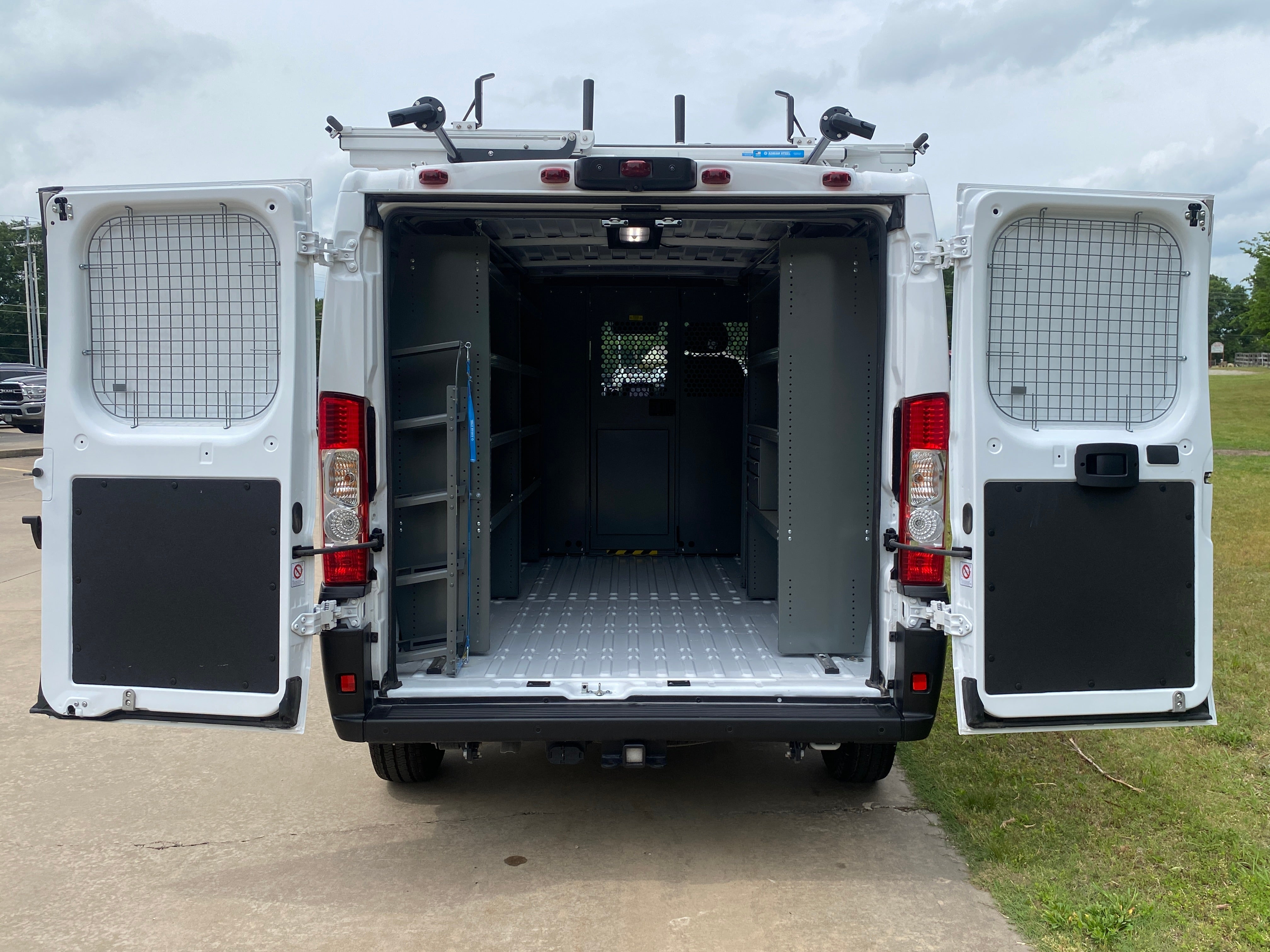 2025 RAM ProMaster Cargo Van SLT