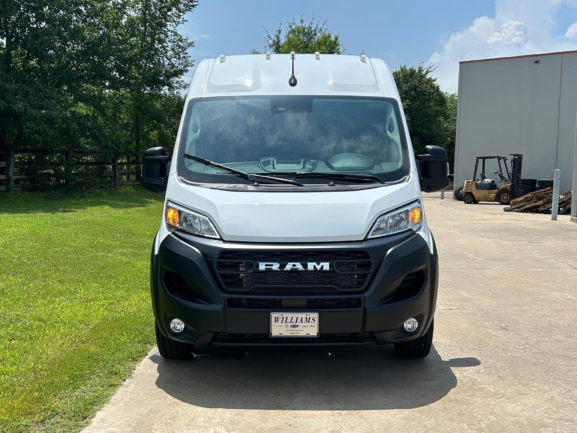 2025 RAM ProMaster Cargo Van Tradesman