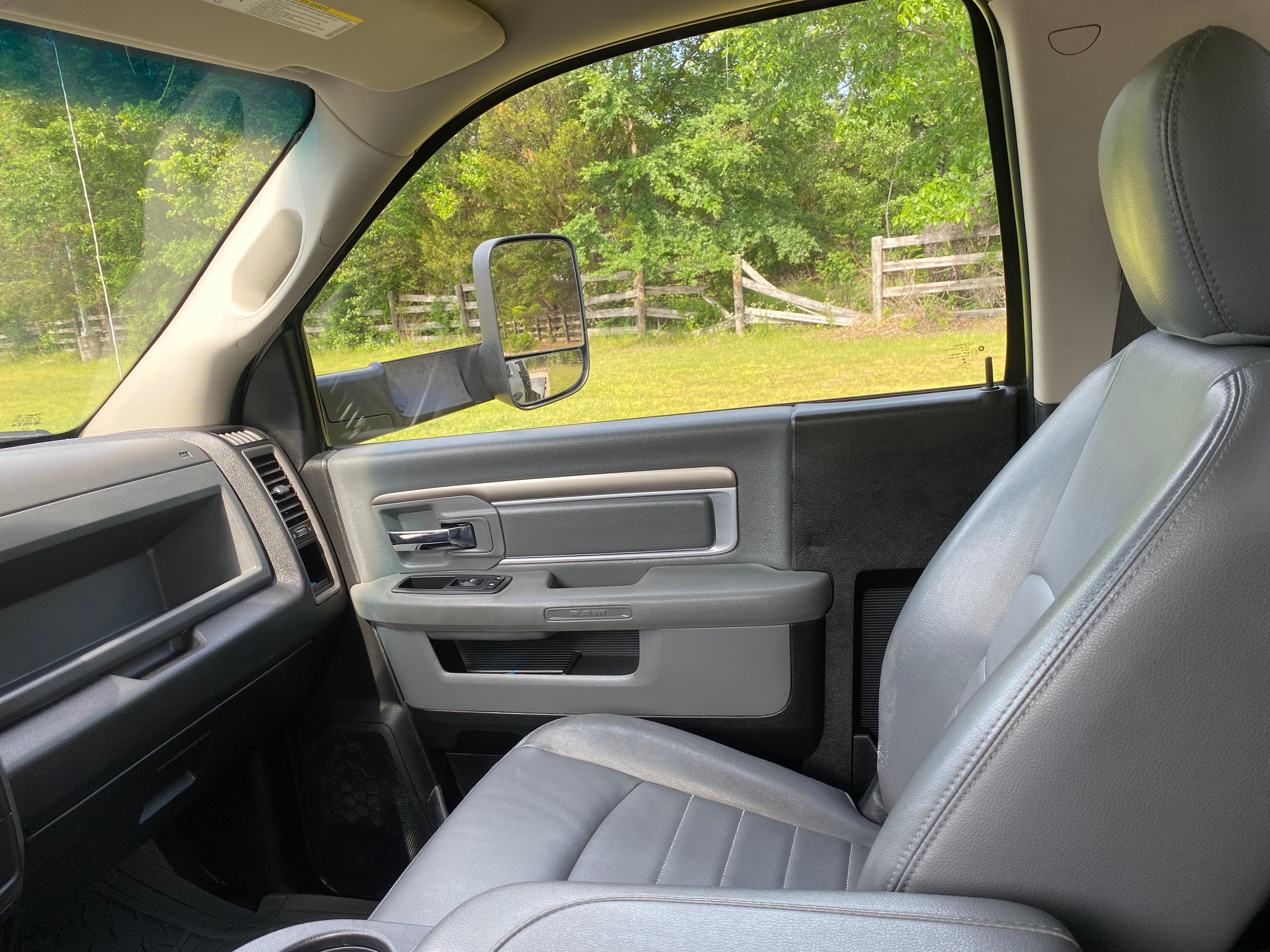 2018 RAM 3500 Chassis Cab Tradesman