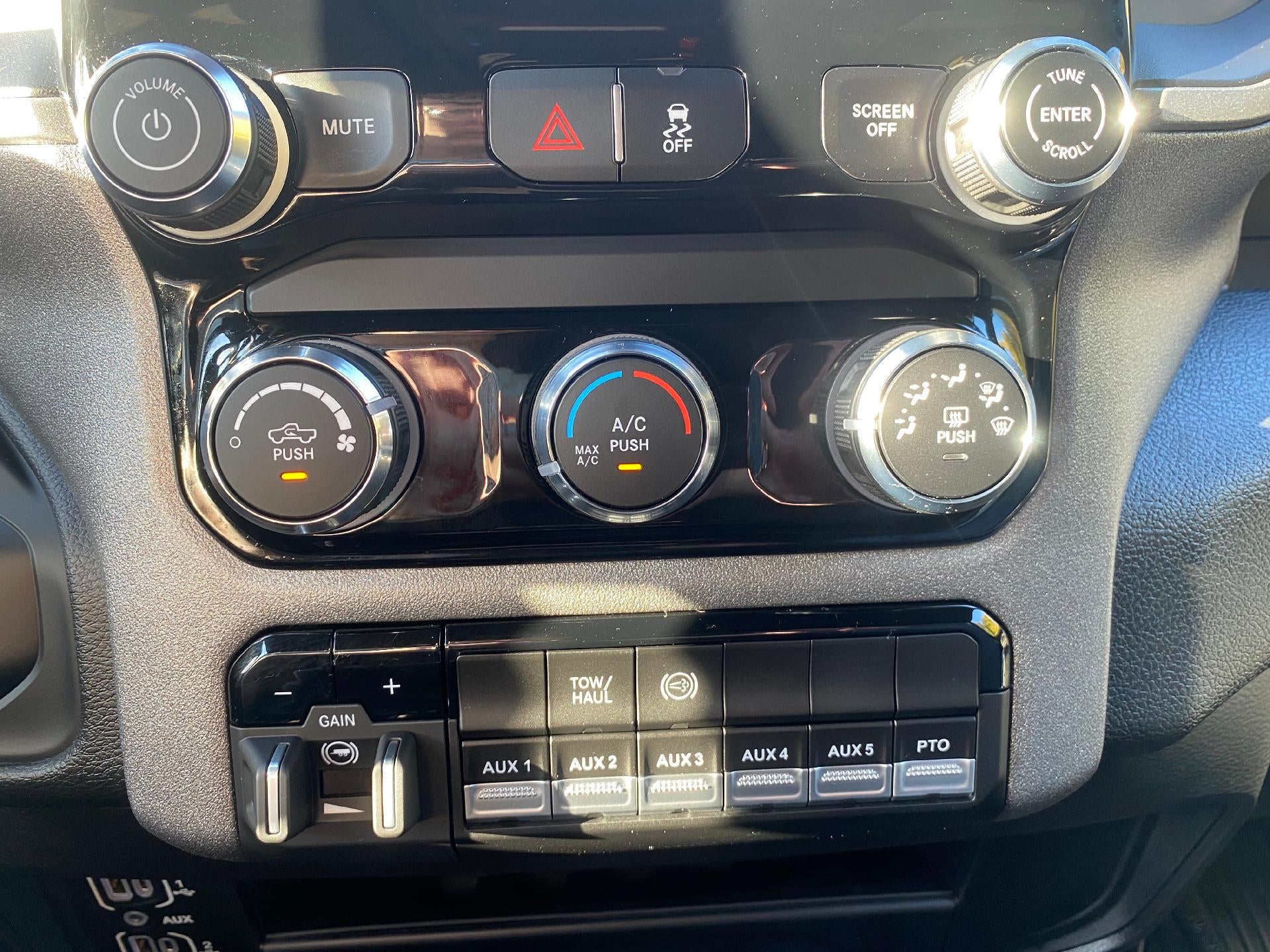 2025 RAM 3500 Chassis Cab Tradesman