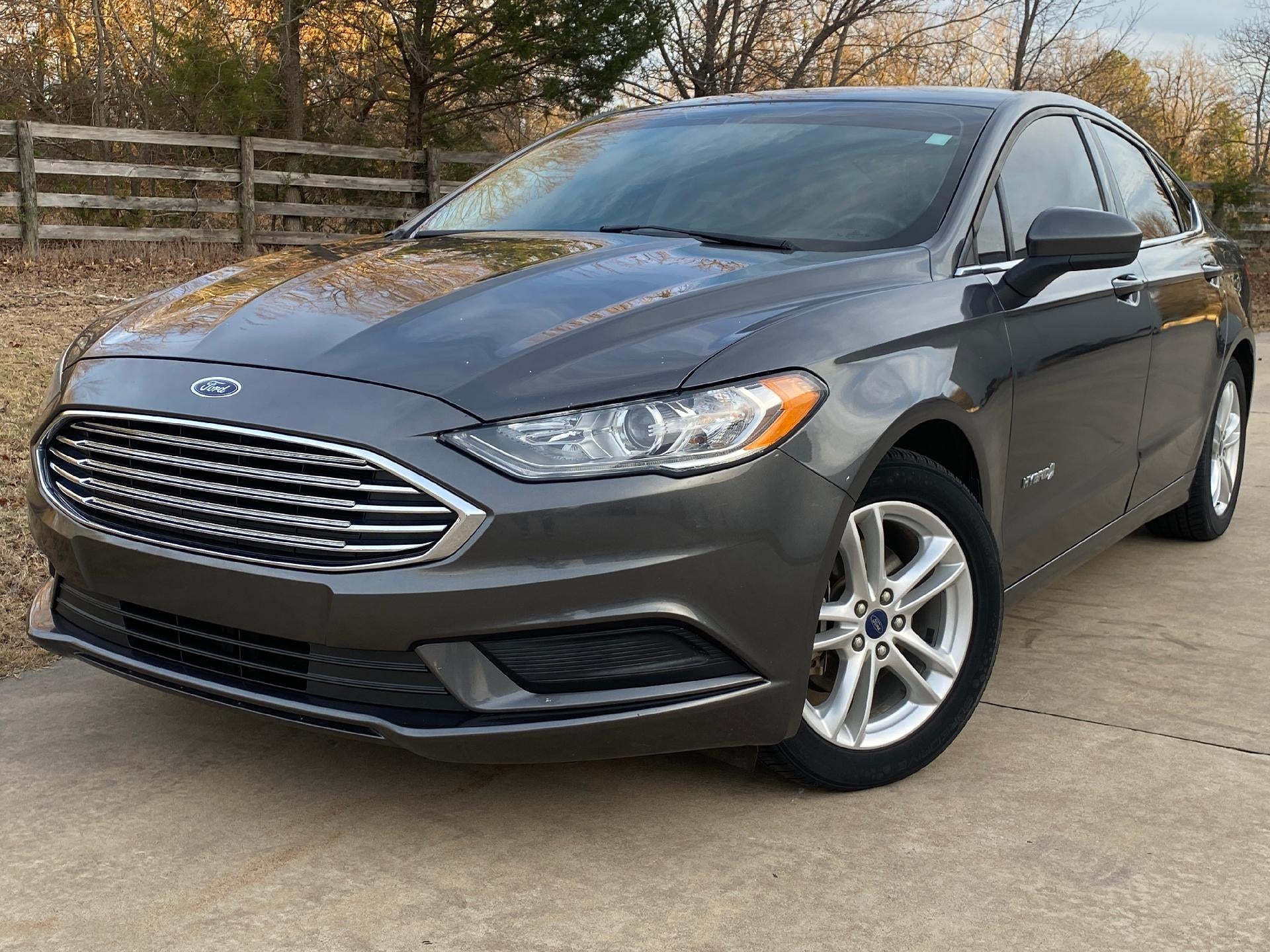 2018 Ford Fusion Hybrid SE