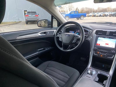 2018 Ford Fusion Hybrid SE