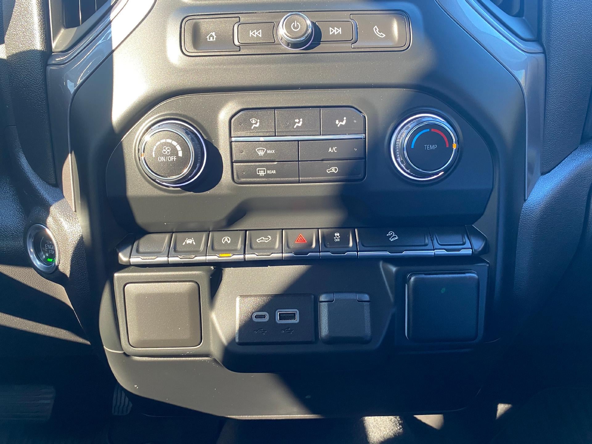 2023 Chevrolet Silverado 1500 Custom Trail Boss