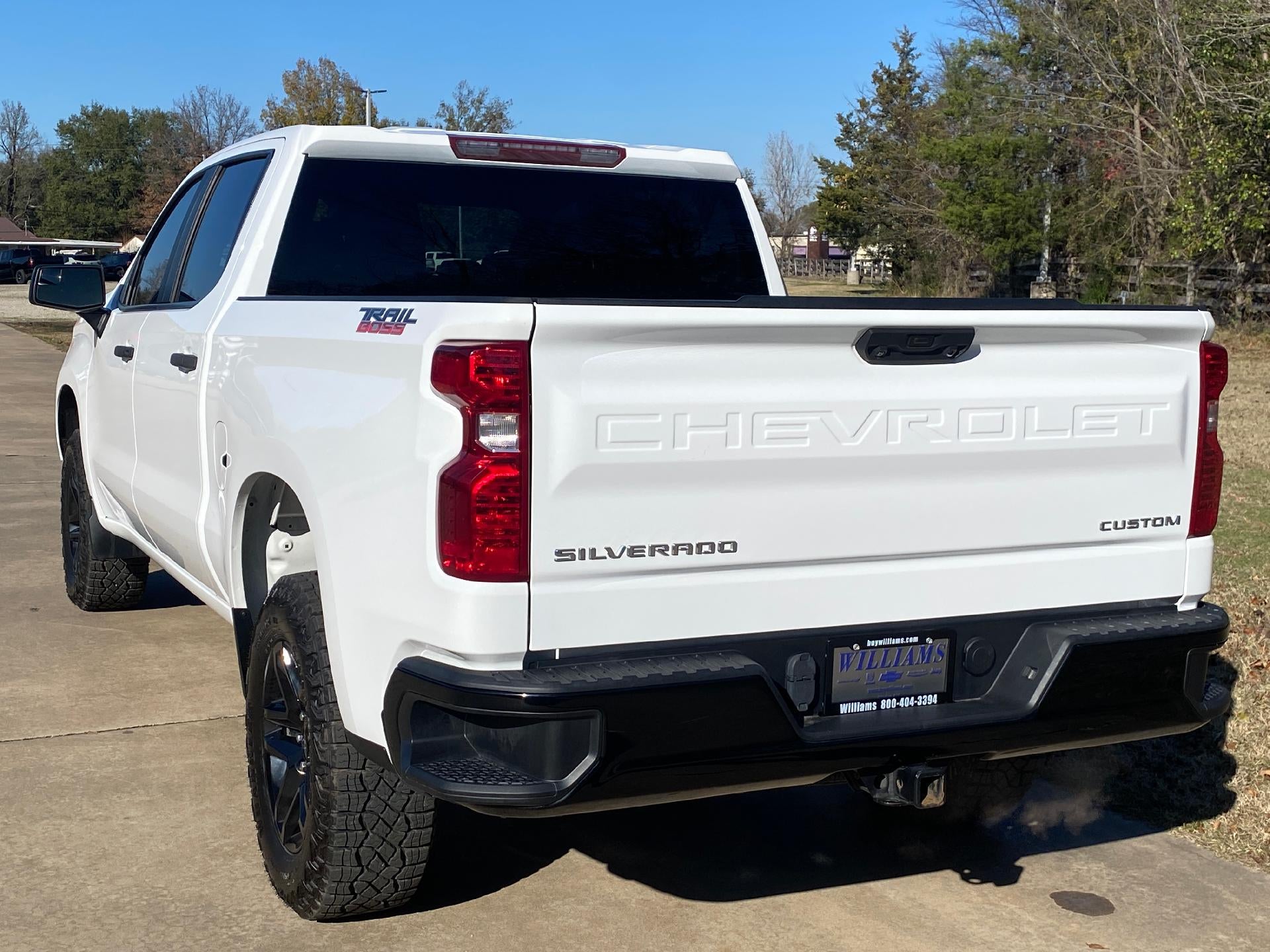 2023 Chevrolet Silverado 1500 Custom Trail Boss