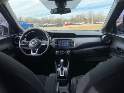 2020 Nissan Kicks Base
