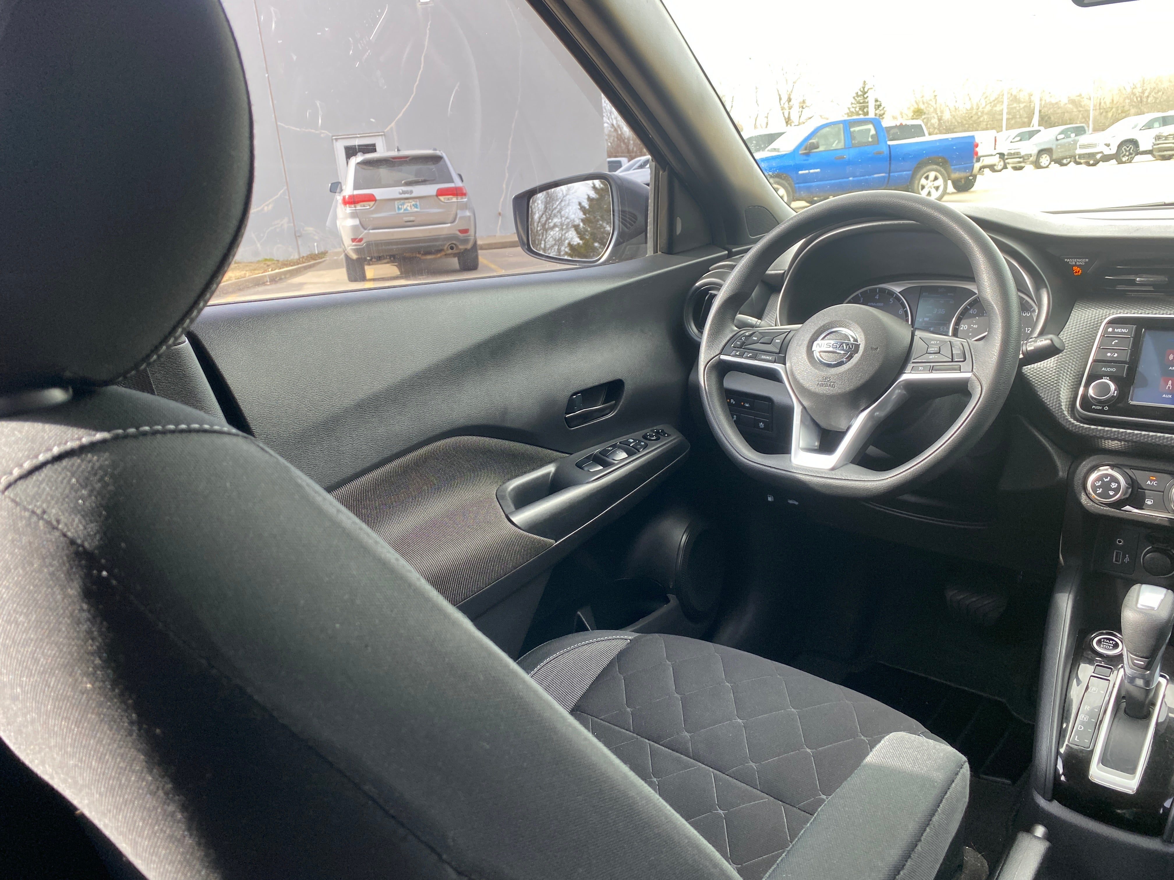 2020 Nissan Kicks Base