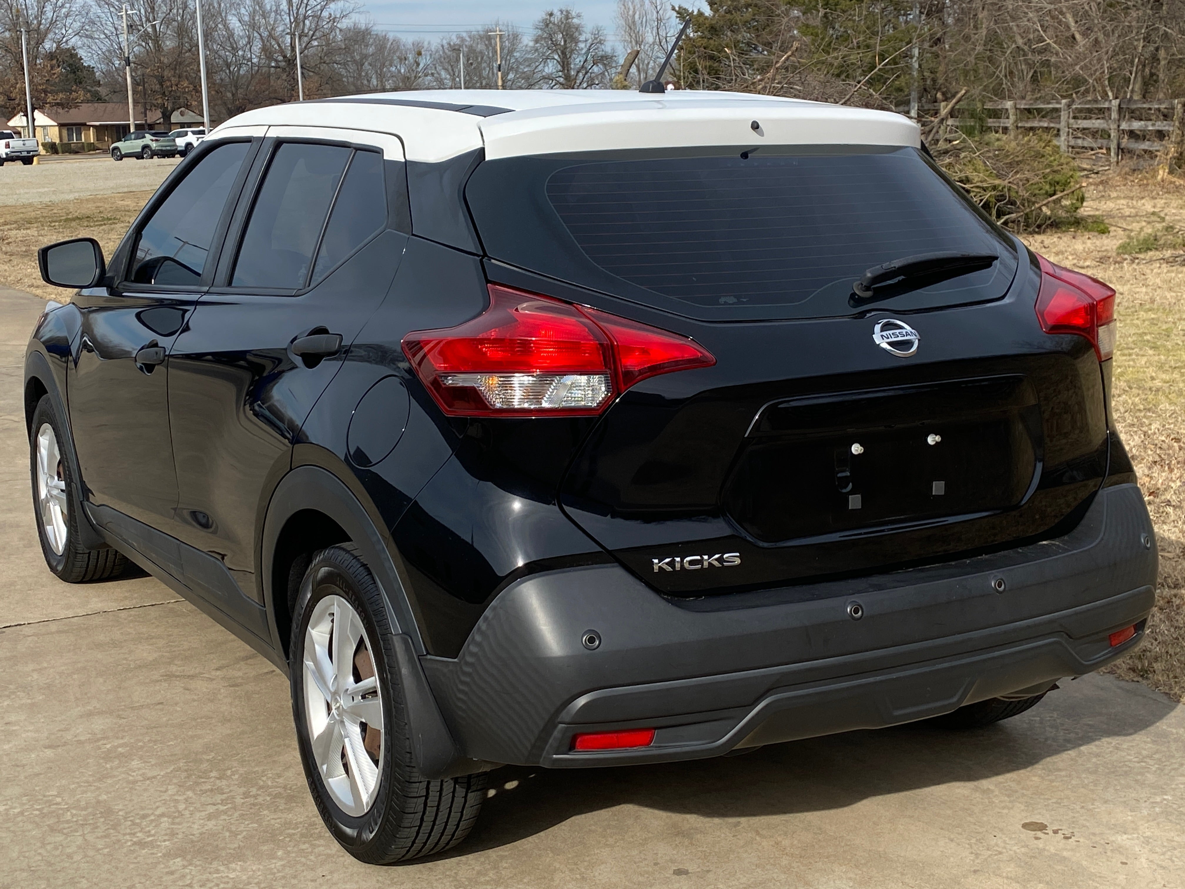 2020 Nissan Kicks Base