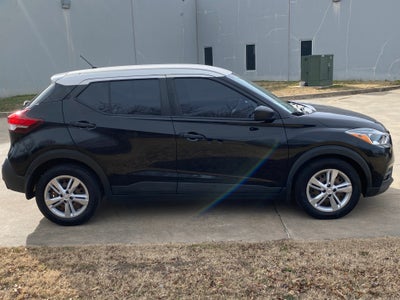 2020 Nissan Kicks Base