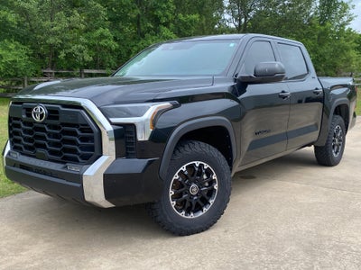2022 Toyota Tundra 4WD SR5