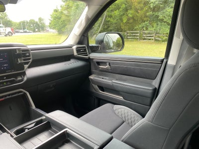 2022 Toyota Tundra 4WD SR5