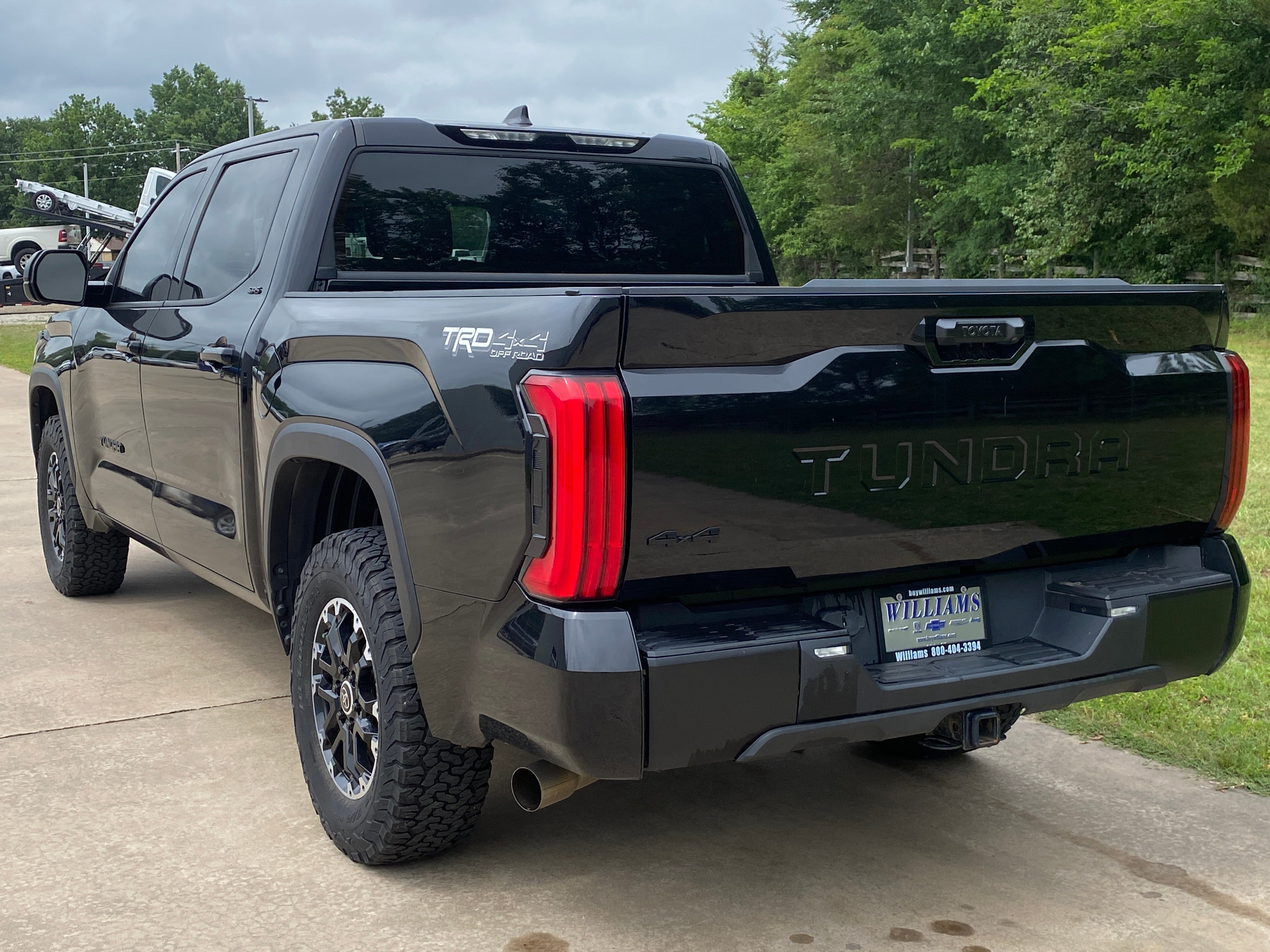 2022 Toyota Tundra 4WD SR5