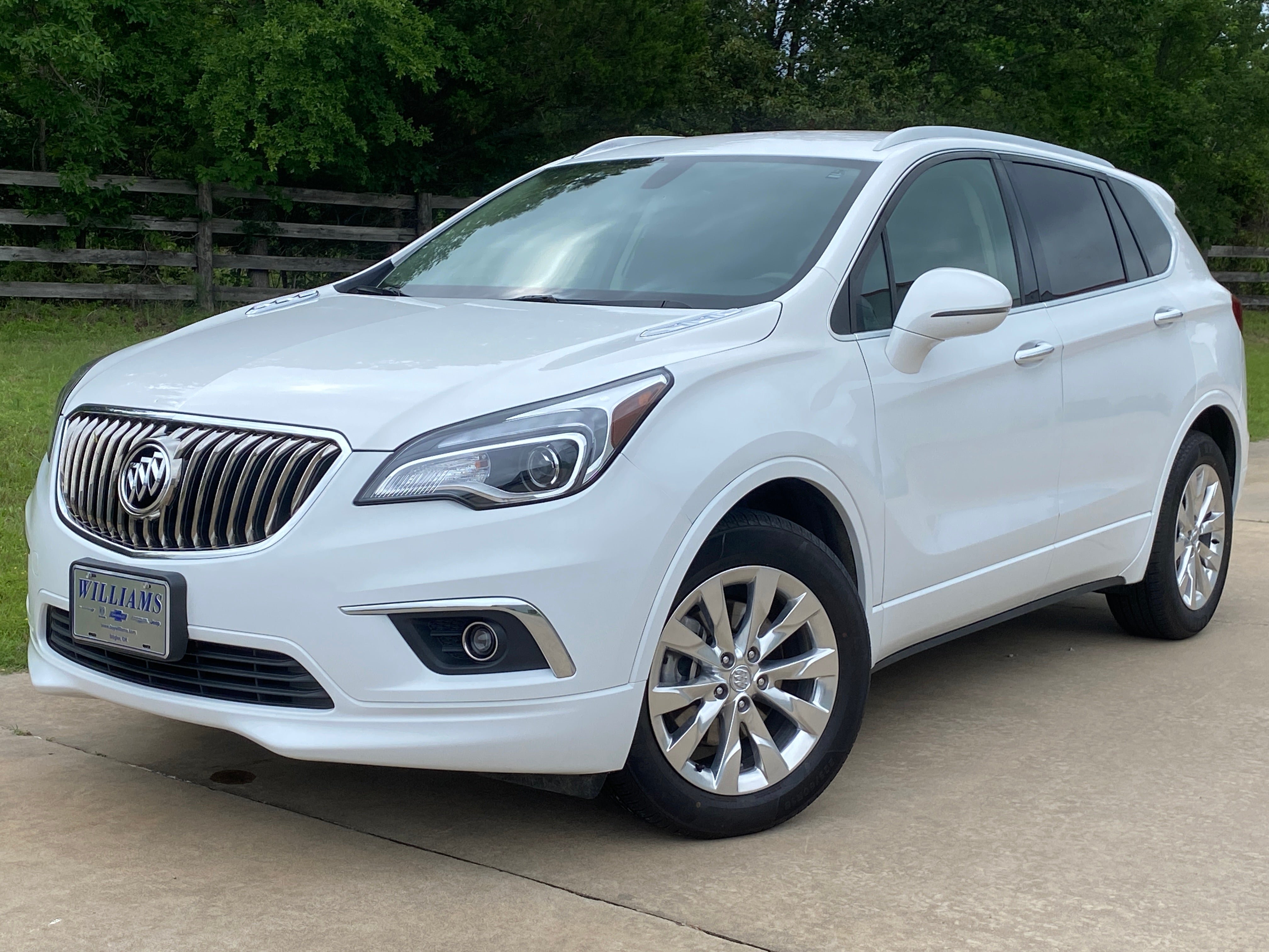 2017 Buick Envision Essence FWD's photo