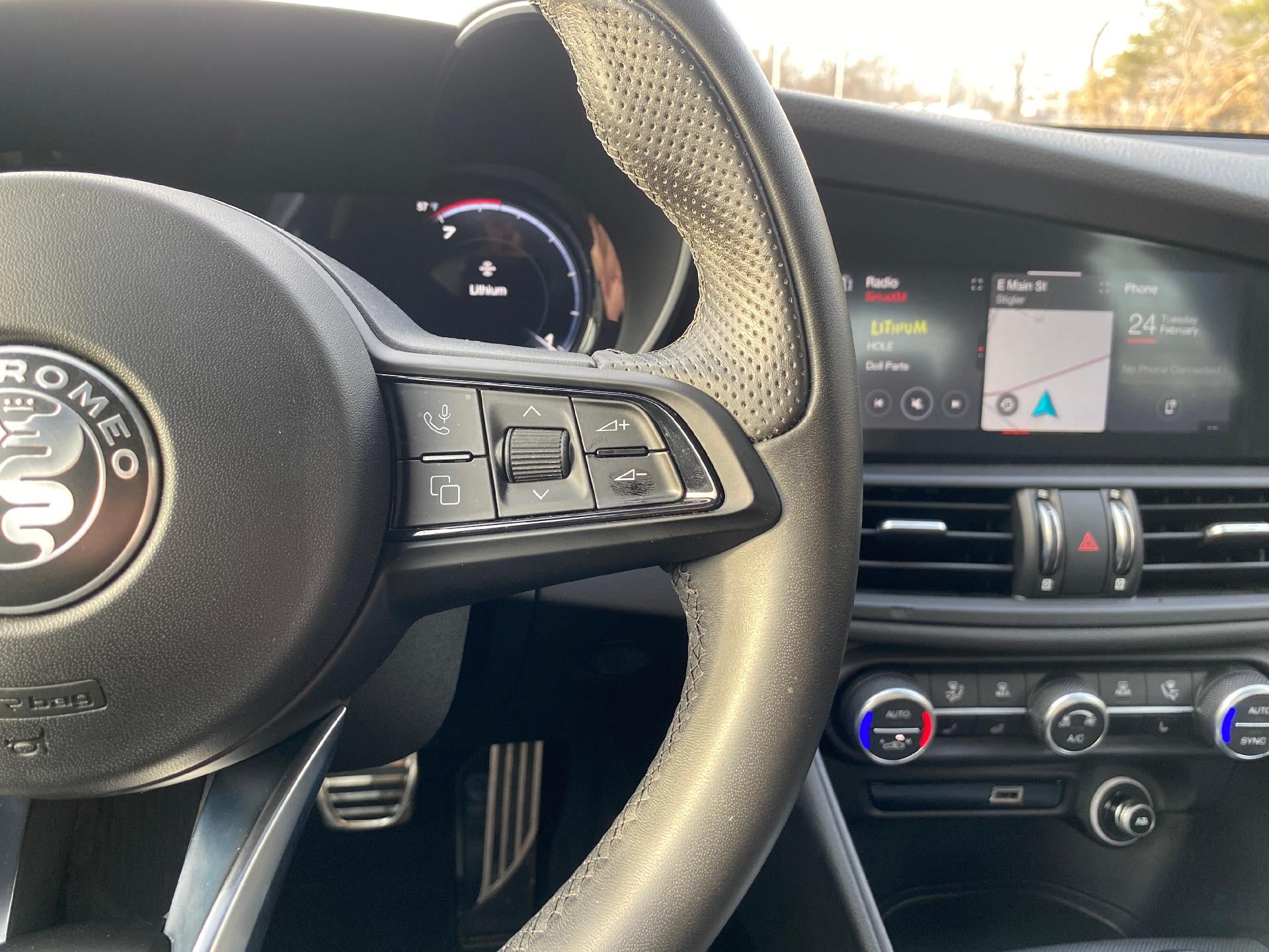 2024 Alfa Romeo Giulia Ti