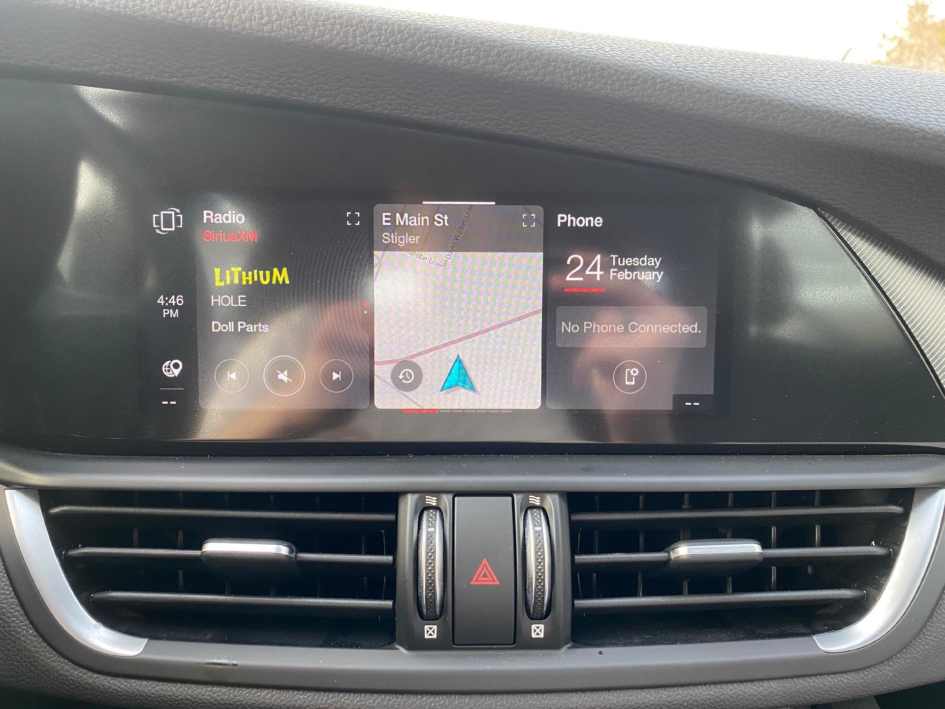 2024 Alfa Romeo Giulia Ti